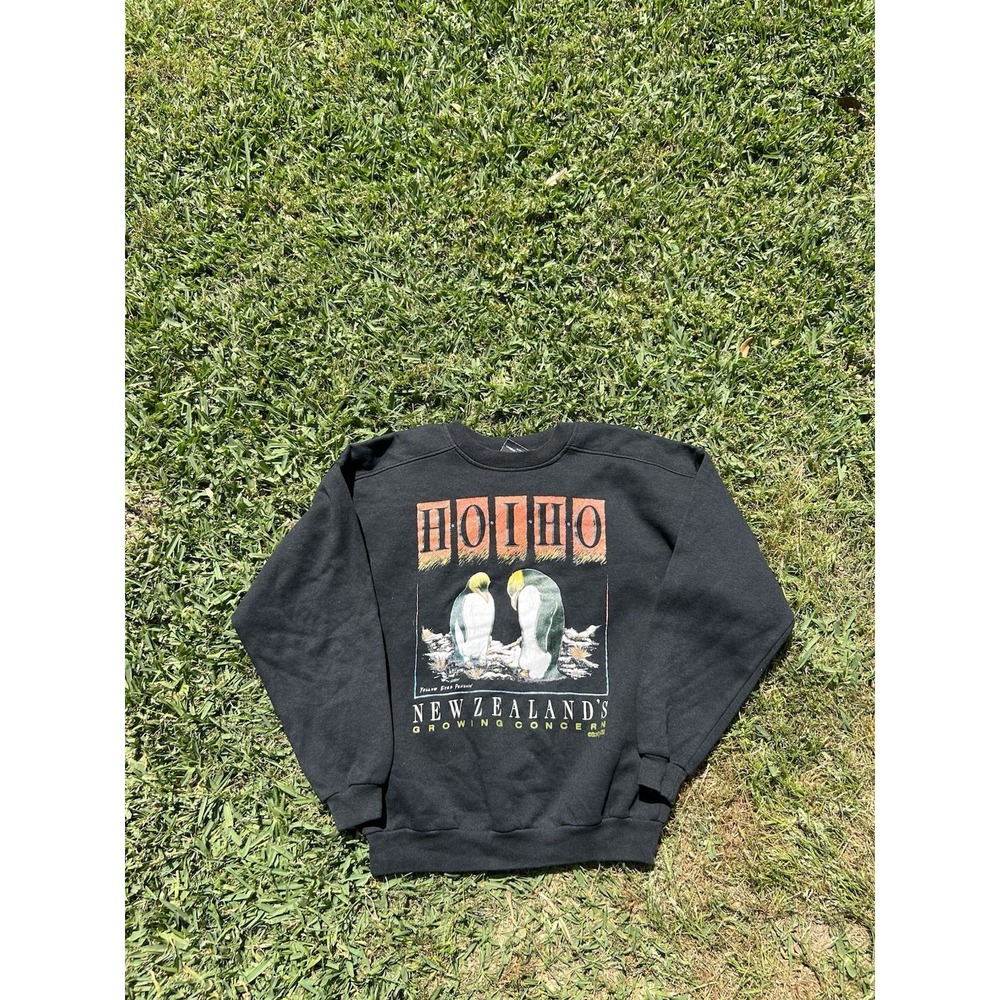 VTG New Zealand Nature Sweatshirt Adult Medium Penguin Animal Crewneck Black
